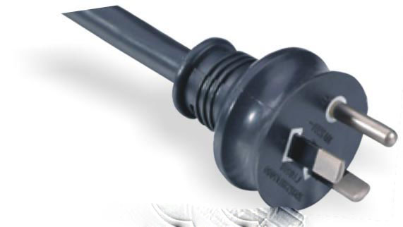 LA020B 3-conductor Non-rewirable Plug Power Supply Cord
