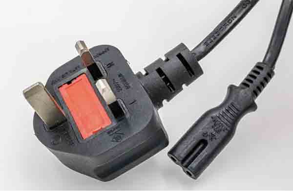 UK Power Cord to IEC 60320 C7
