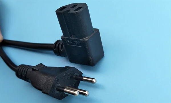 Switzerland Power Cord to IEC 60320 C15 Right Angle Connector