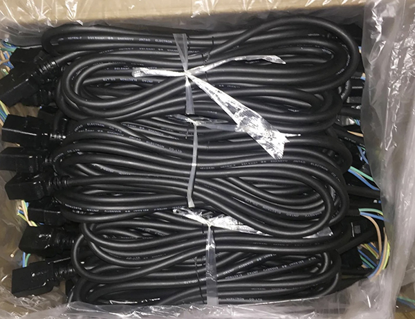 IEC 60320 C19 Power Cord